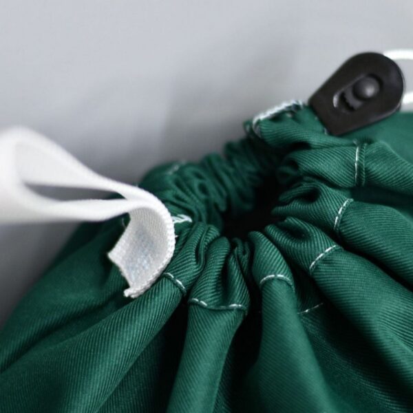Sac médical bactériostatique vert avec fil de carbone 90x75 cm