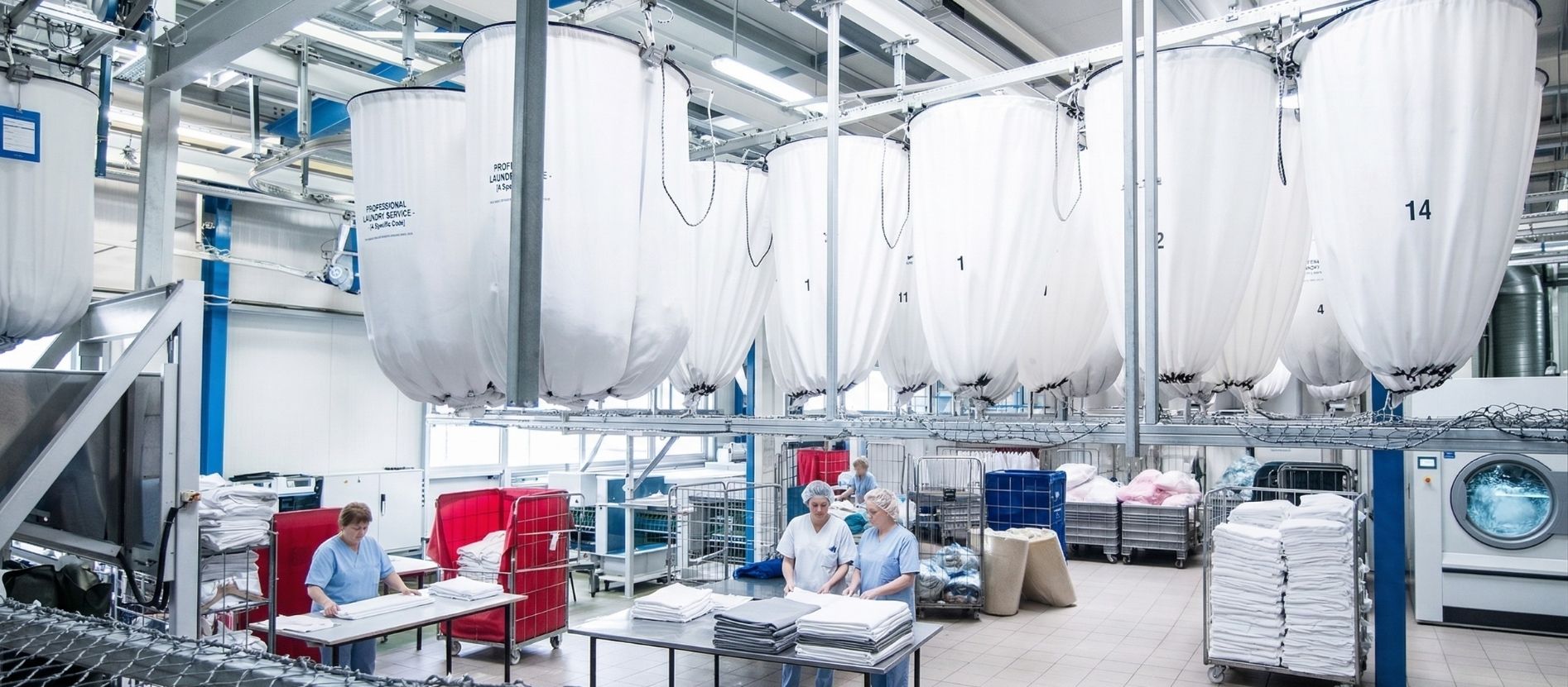 rtp-radom-sacs-a-linge-pour-blanchisseries-industrielles-monorail (2)